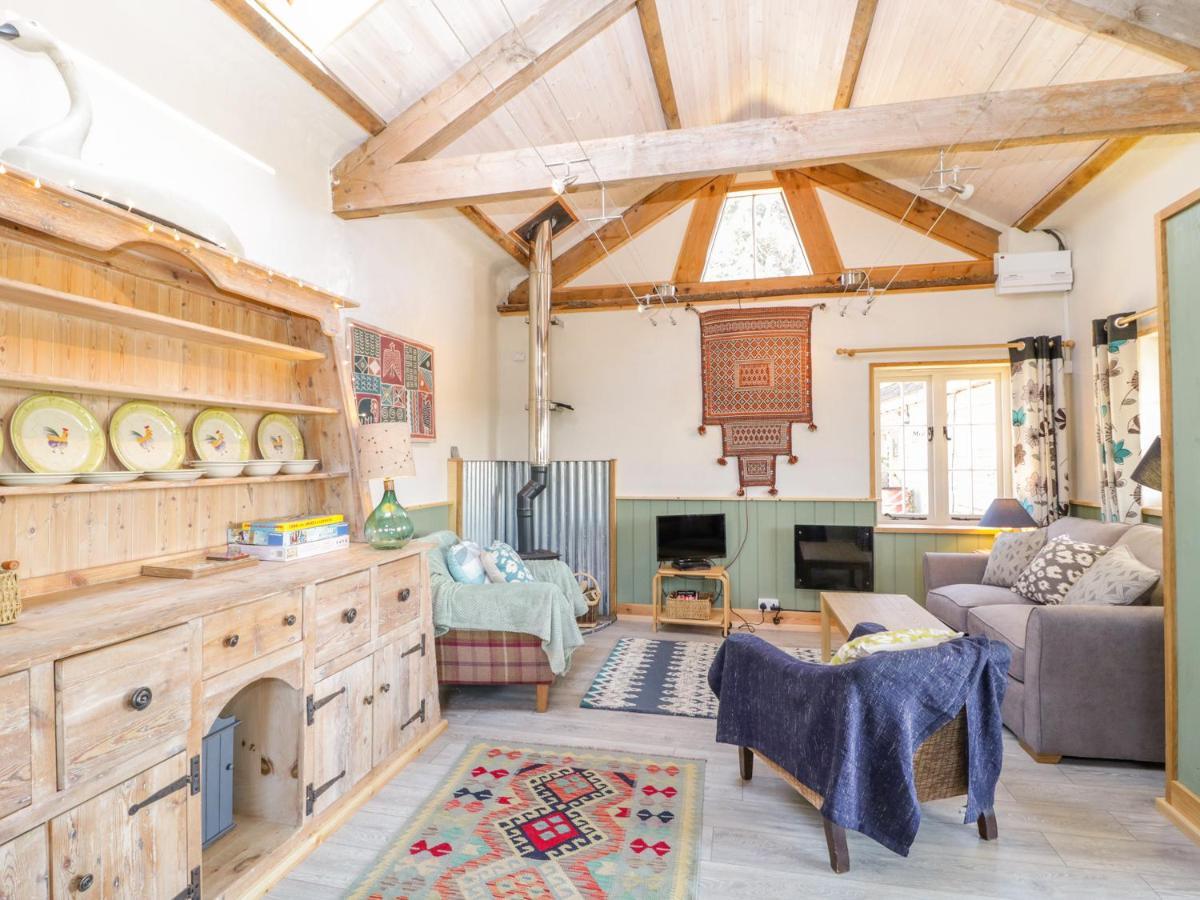 Little Willow Blandford Forum Extérieur photo
